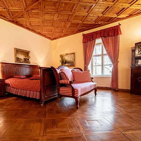 Penzion Cosmopolitan Ii. Banská Štiavnica Chambre photo