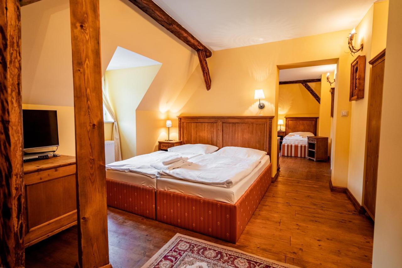 Penzion Cosmopolitan Ii. Banská Štiavnica Extérieur photo