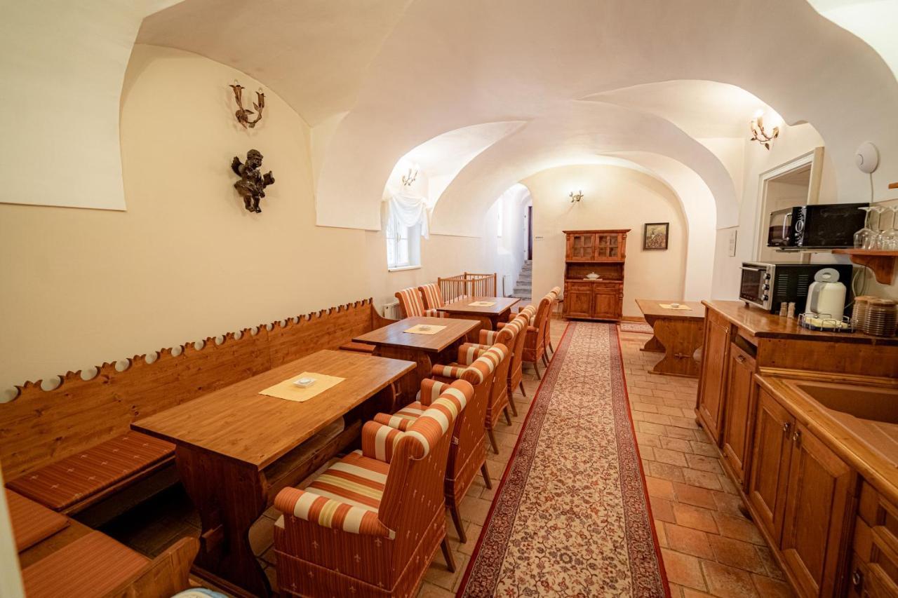 Penzion Cosmopolitan Ii. Banská Štiavnica Extérieur photo