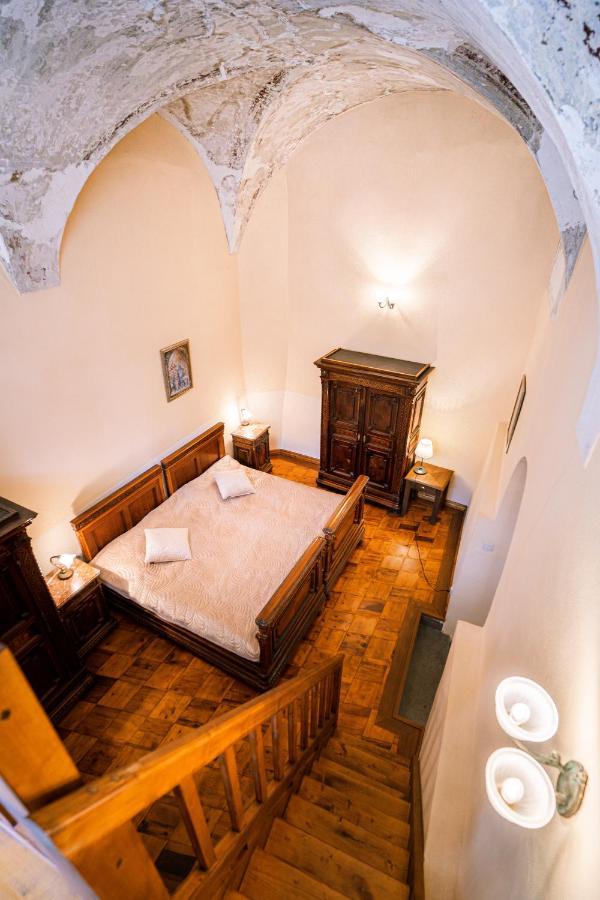 Penzion Cosmopolitan Ii. Banská Štiavnica Chambre photo
