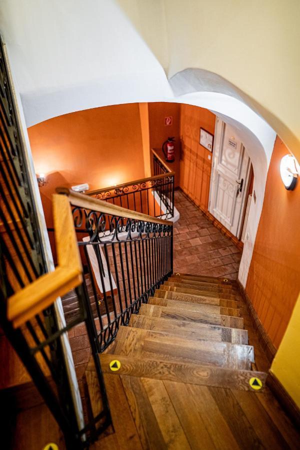 Penzion Cosmopolitan Ii. Banská Štiavnica Extérieur photo