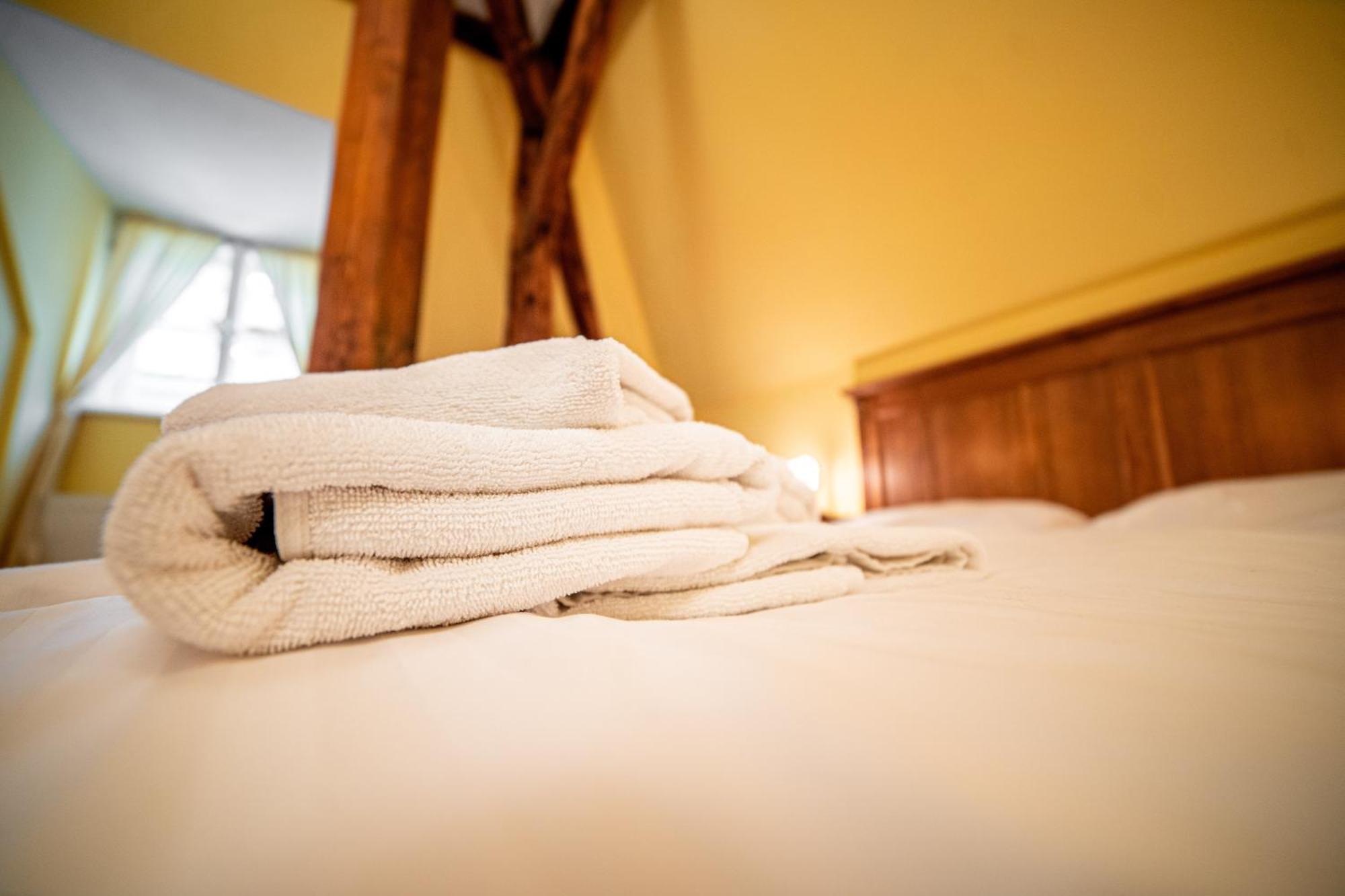 Penzion Cosmopolitan Ii. Banská Štiavnica Chambre photo