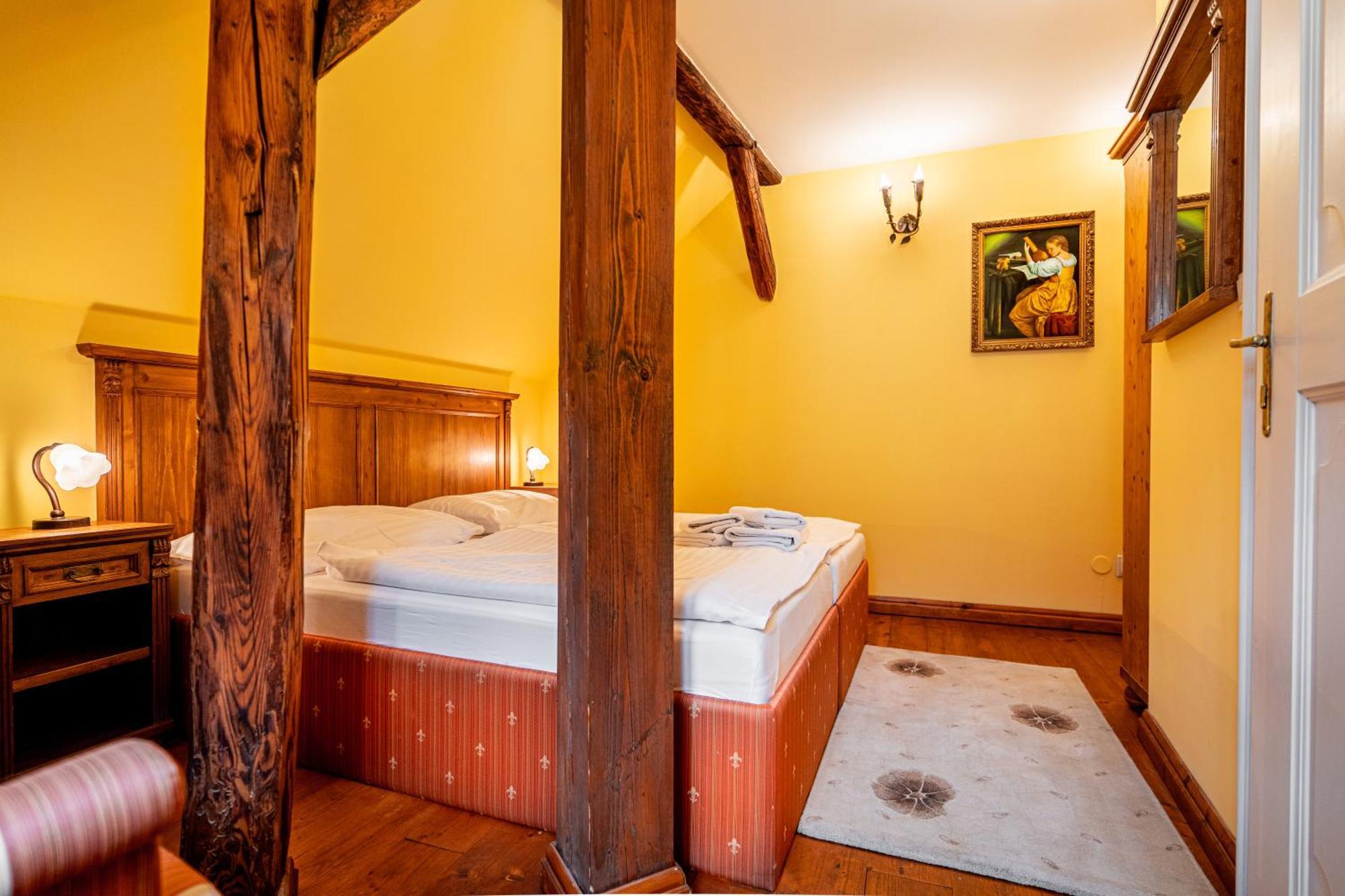 Penzion Cosmopolitan Ii. Banská Štiavnica Chambre photo