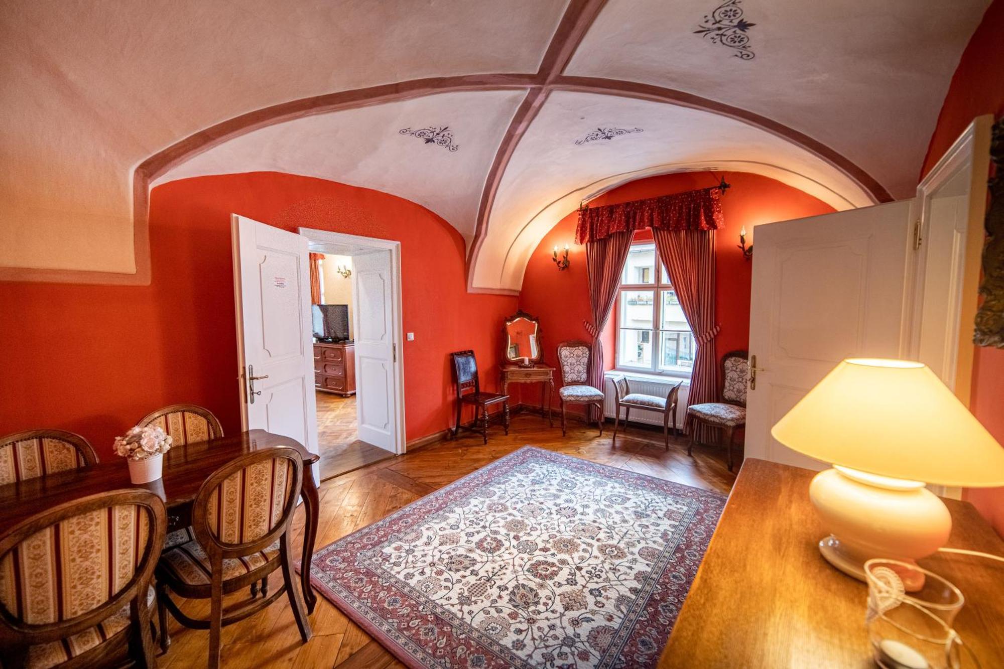 Penzion Cosmopolitan Ii. Banská Štiavnica Chambre photo