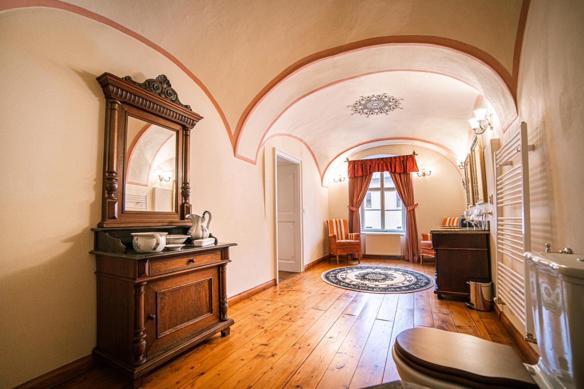 Penzion Cosmopolitan Ii. Banská Štiavnica Chambre photo